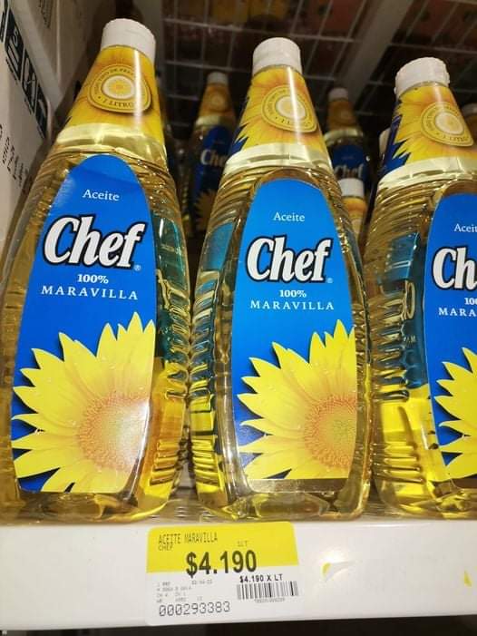 jdelrio70's tweet photo. "El aceite está caro por que los precios en Europa han subido por la guerra en Ucrania.
¡GRAN MENTIRA!
1 lt aceite en Chile $4.190
1 lt aceite en Inglaterra $1.200.-
Sigue 👇 https://t.co/Mp9k8ehfk6