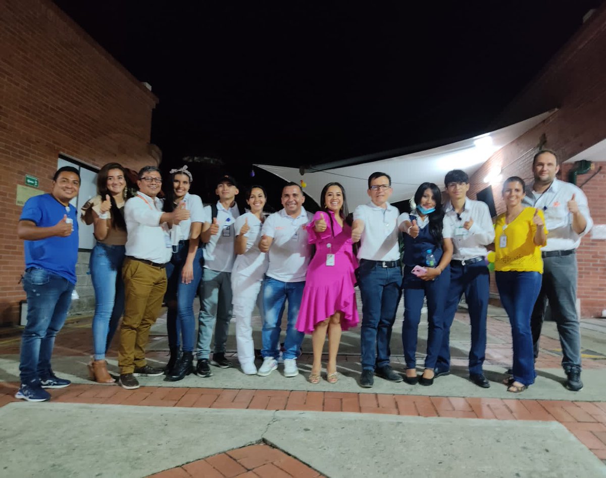 senahuila's tweet photo. Durante la visita al Centro de Desarrollo Agroempresarial y Turístico del Huila, en el municipio de La Plata, directivos del #SENA #Huila y voceros de los aprendices🧑🏻‍🏫👩🏻‍🏫 socializaron logros y acciones de mejora que contribuyen con la calidad y pertinencia de los programas. https://t.co/ylaXkP1Mvc