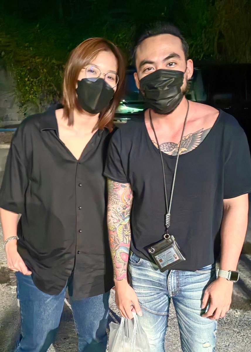 AmpAmpp's tweet photo. รูปเดียวที่มี คือรูปคู่พี่เชาค่าาาา~
#cheerscocktail #ampcct https://t.co/tQlsqpfx2O