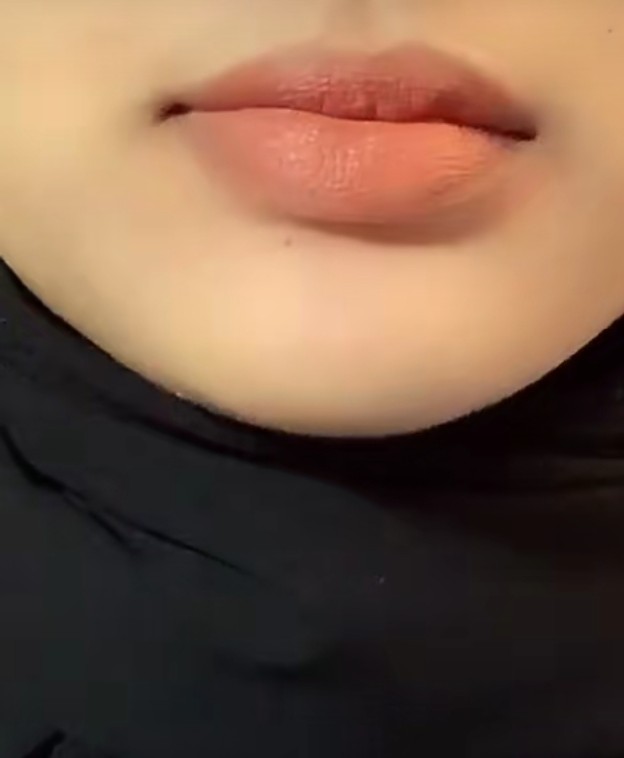 cacaxx_'s tweet photo. Aa seneng bngt ktmu sma lipstick ini ringan gtu loh klo dipake, warna nya cuakepp"bngtt😍waterproof, tahan lama juga.. pokoknya cinta buangett sama ni lipstick🥰 cocok dong buat lebaran nnti🤩
🛒💄belinya disini → https://t.co/9MTYMFFANL
#upinipin #16T #SHOPEExNCTZEN #racunshope https://t.co/imIgyGjaYF