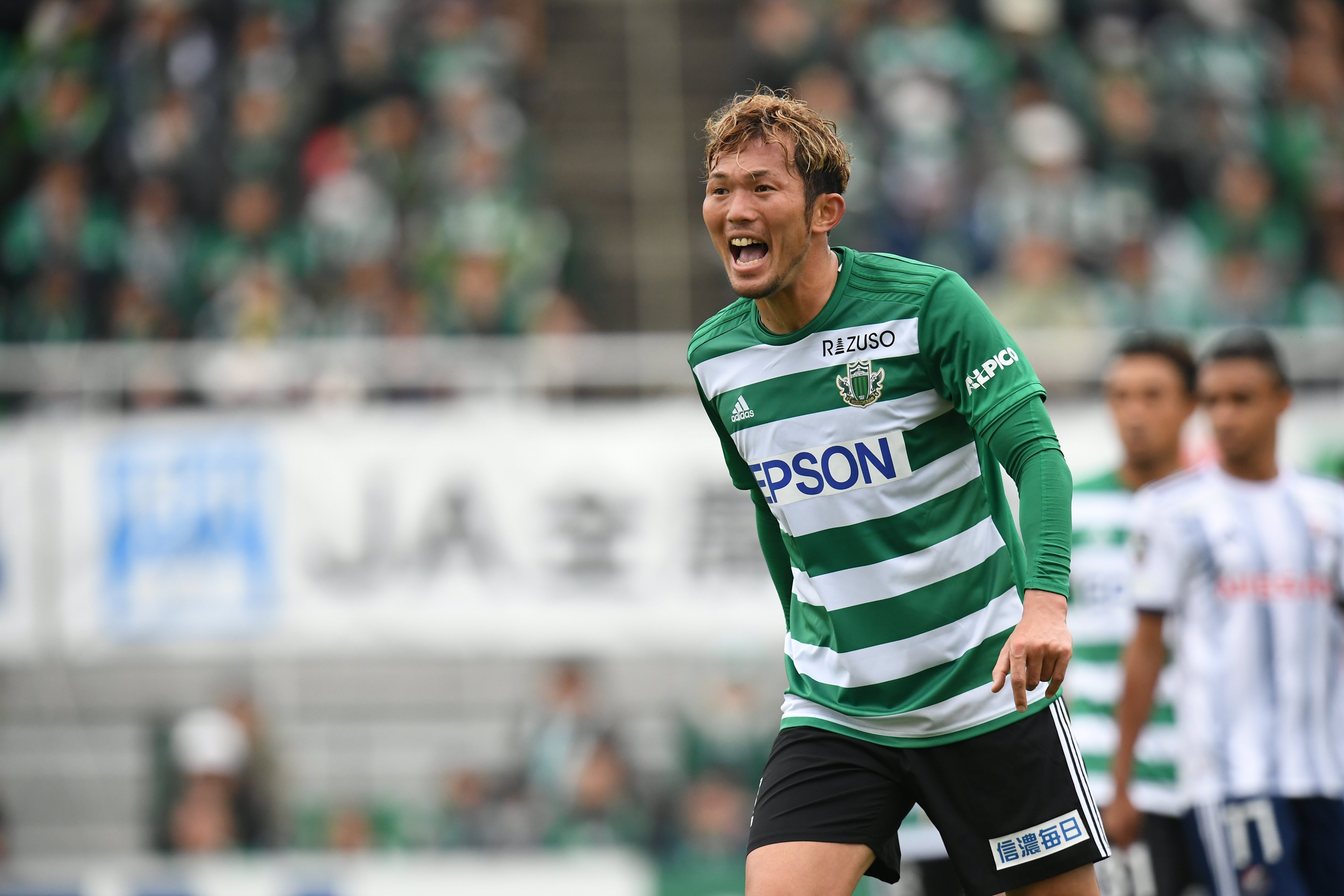 松本山雅fcオフィシャル 3 26 土 鹿児島戦試合終了後に行われた 飯田真輝cb プロサッカー選手引退セレモニー を公式youtubeチャンネルに公開しました T Co Bkdnscskav Yamaga 飯田真輝 T Co Hqkohdvz4v Twitter