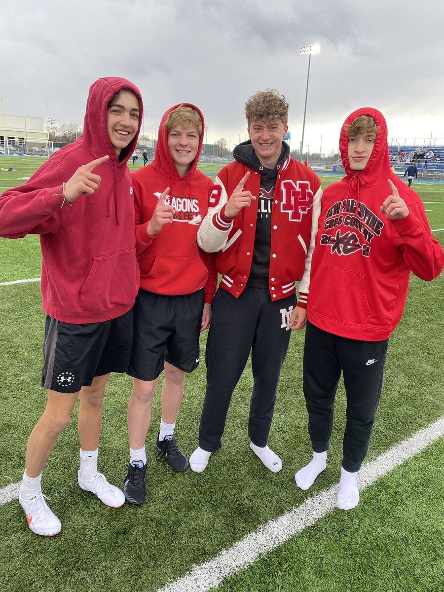 NPHStrack1's tweet photo. The 4x800 relay kicks off the year with a W tonight against Greenfield and Shelbyville!! Congrats to Danny Davis, Sam Adam, Connor Lapenta &amp; Jaret Whitaker!! 

Love to see this from a freshman, sophomore, junior and senior!!
#NextManUp https://t.co/mSOXuzlhfi