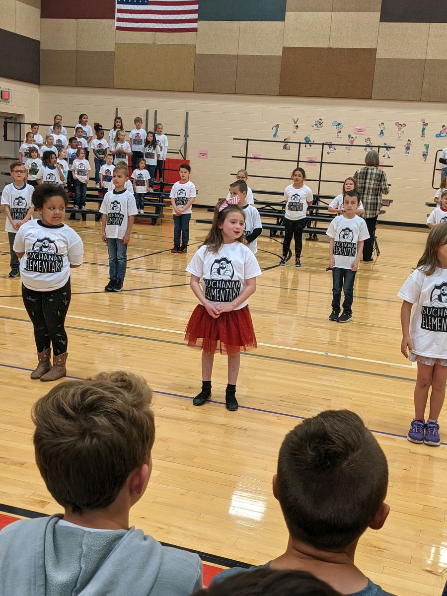 Tori_Palumbo's tweet photo. #theCOVIDkids first ever public performance! So much joy in this gym! #thisisfirstgrade https://t.co/iVhhzlxo8k