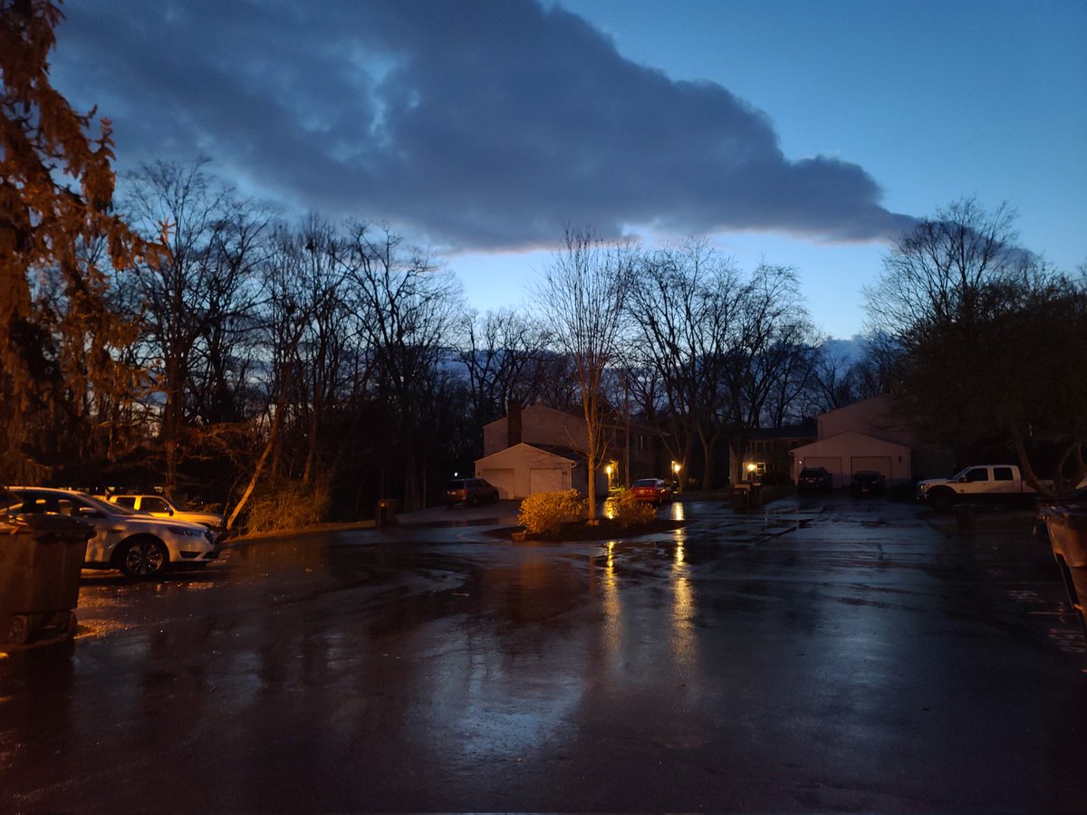 Npizza3's tweet photo. #Sunset this evening #SamsungS20Ultra https://t.co/FCBhRksCJp