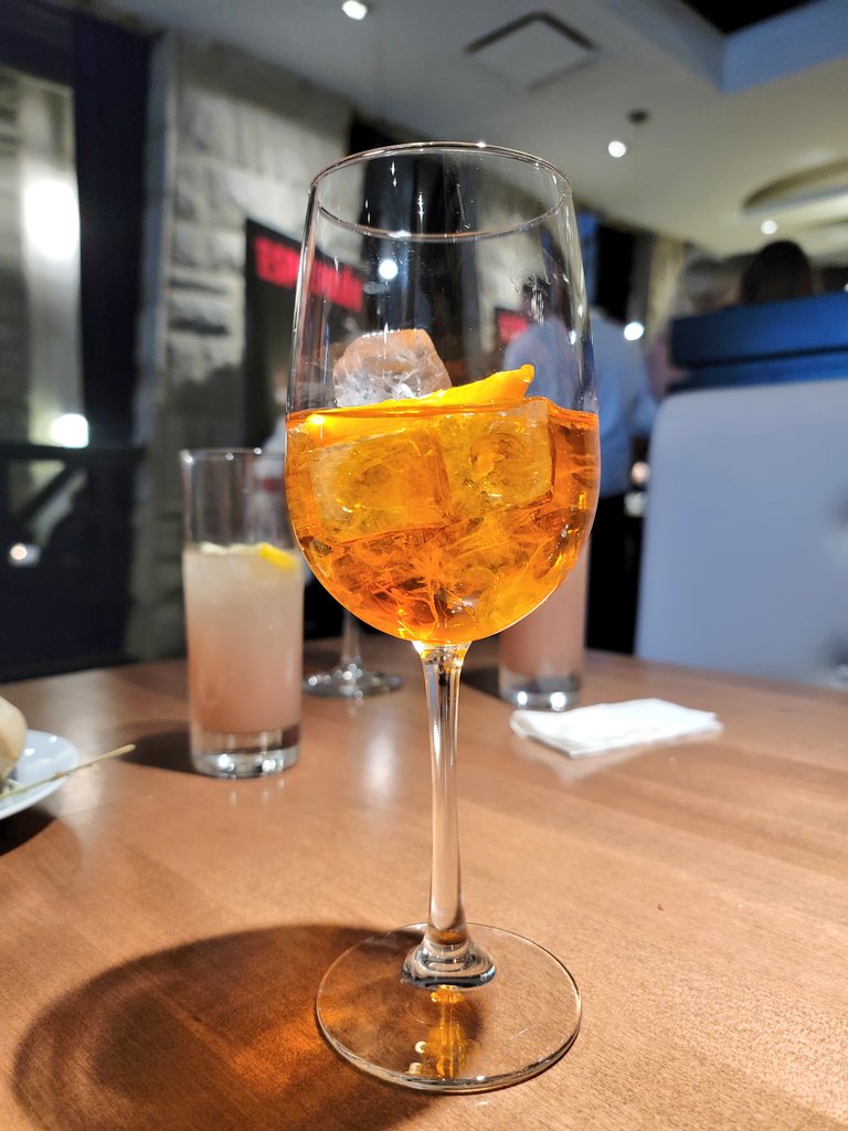 LurvesFood's tweet image. A absolutely legend. Aperol Spritz.