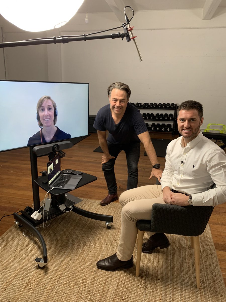 Filming a brand new @LearnPhysio masterclass today with @physiokeren and @Liam_West on bone stress in the lumbar spine. These 2 are a dynamic duo! To be released soon.