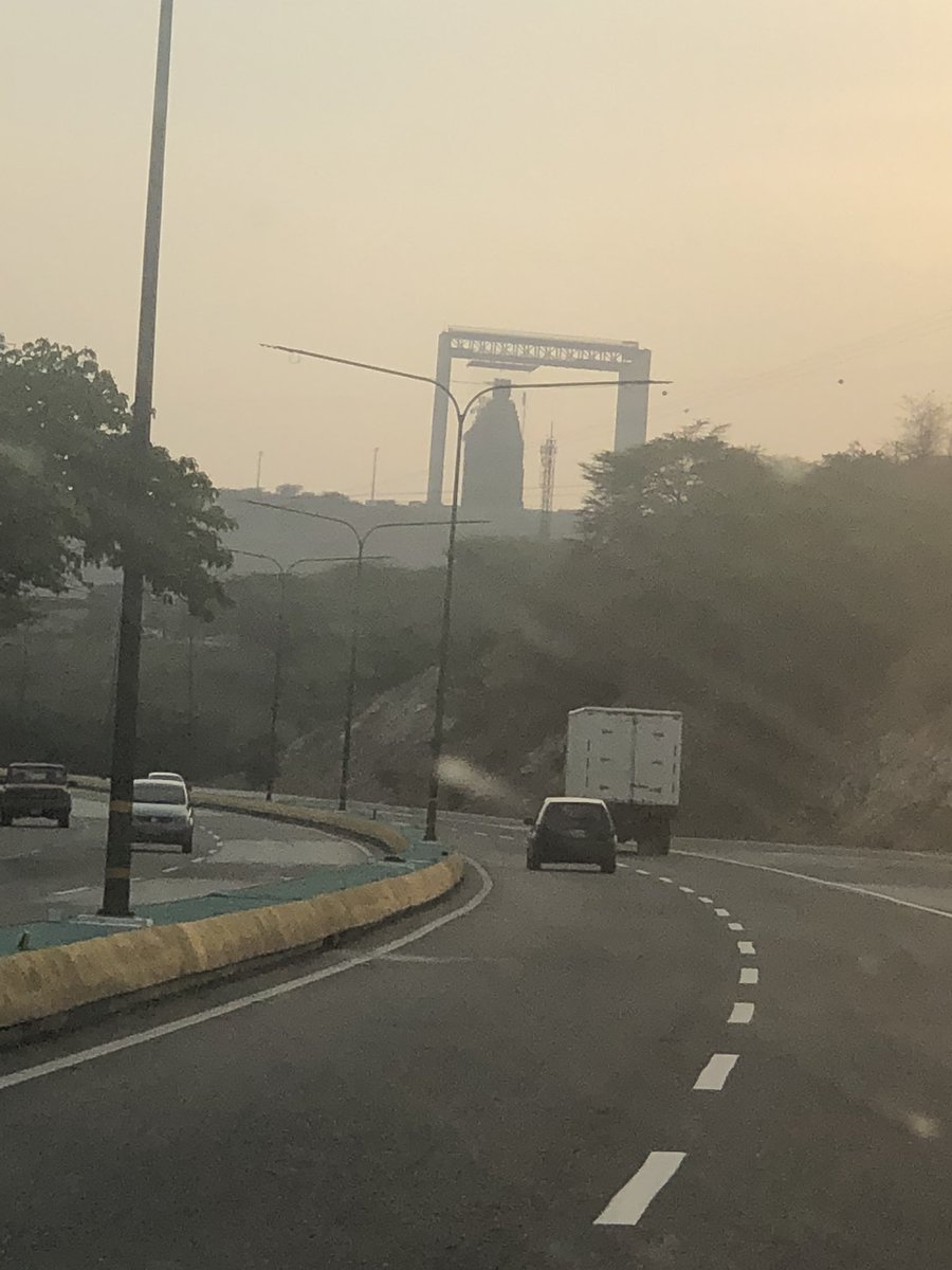 desordenpublico's tweet photo. Si este tweet llega a 300rt regalamos dos entradas para nuestro show de mañana en Barquisimeto, Trinitarias Suite. 

Naguará chamo, Dale RT https://t.co/wjLy07Yjbh
