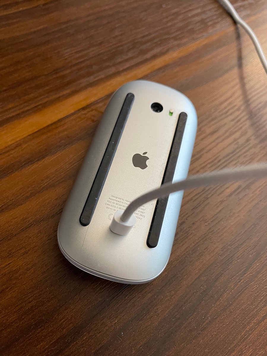 steventey's tweet photo. can’t believe both of these features come from the same company smh https://t.co/XjW0lH1FCE