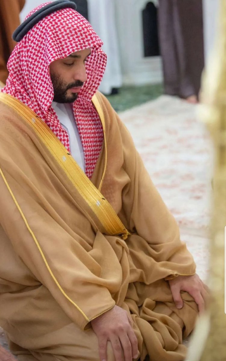 #محمد_بن_سلمان

اللهم إن بنصره نصرنا وبعزه عزنا وبتوفيقه توفيقنا 

اللهم اعطه من كل ما سألك وحقق له كل مبتغاه ووفقه وانصره على من ظلمه ومن عاداه نصراً عزيزاً مؤزراً ياحي ياقيوم