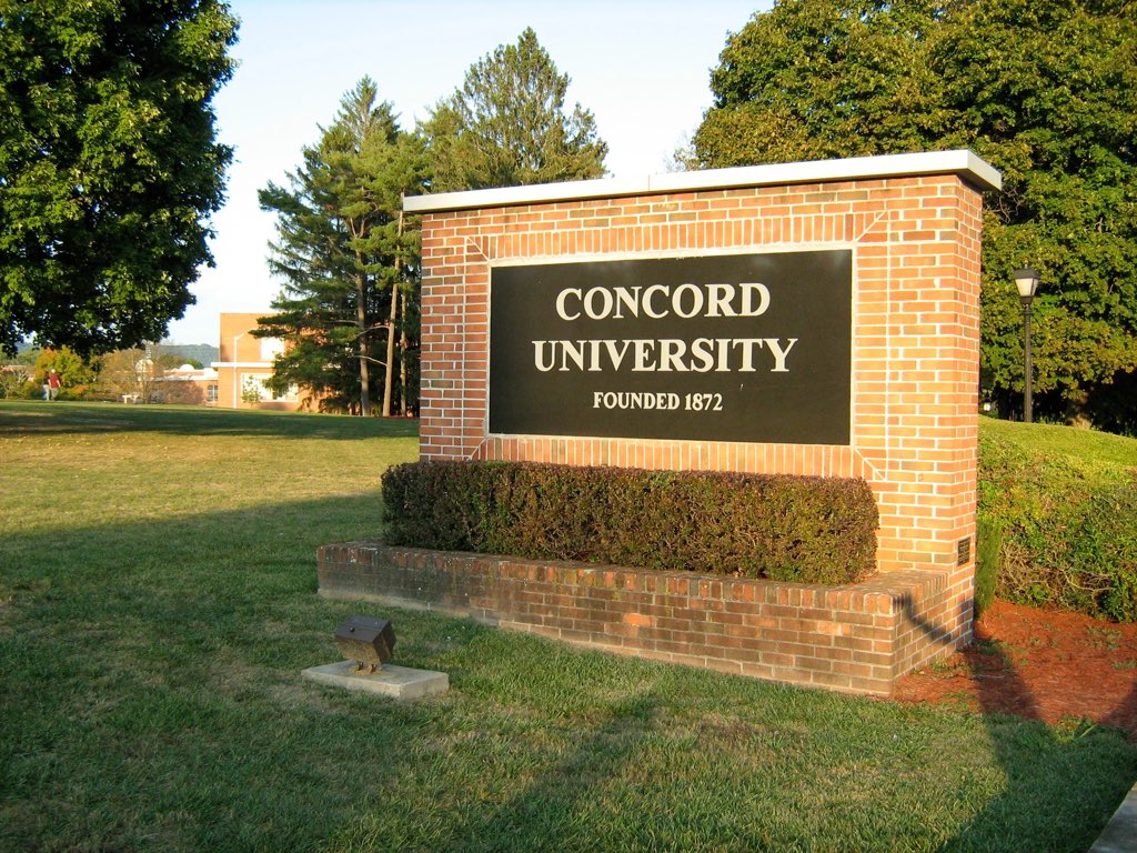DarrenVasquez7's tweet photo. After a great talk with @CoachDub_58 I am beyond bless to receive an offer from Concord University https://t.co/zhyTvcNCdP