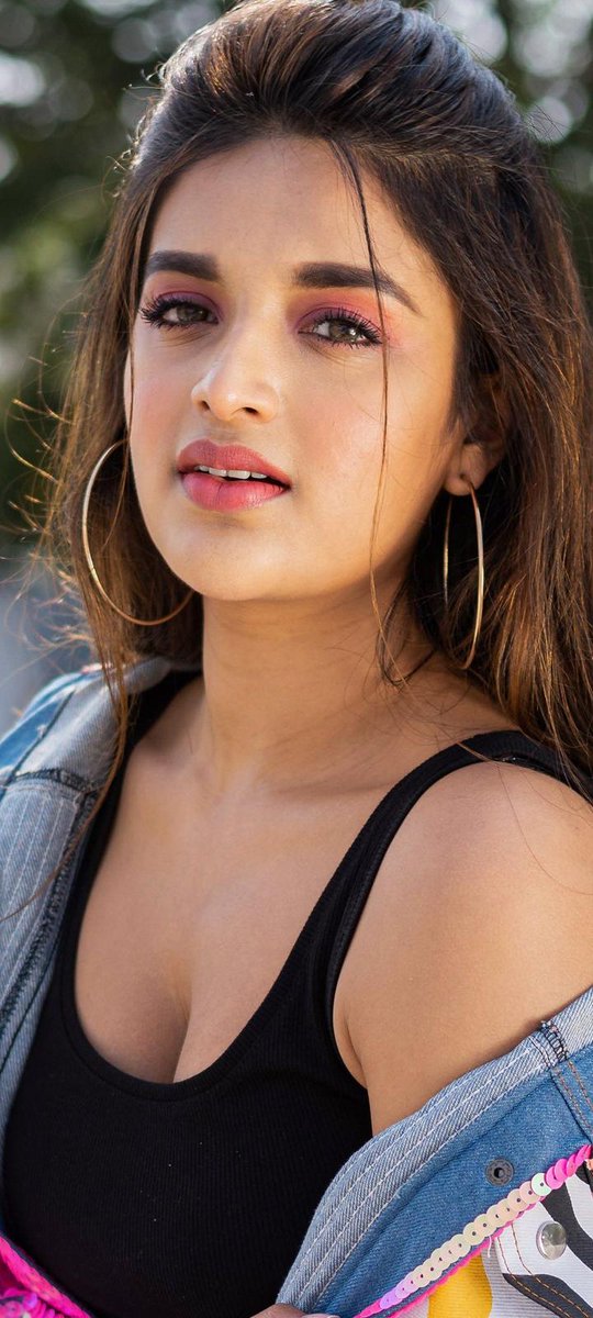 rcrationprofile's tweet photo. @AgerwalNidhhi #actress #hot https://t.co/G4kI4MCESF