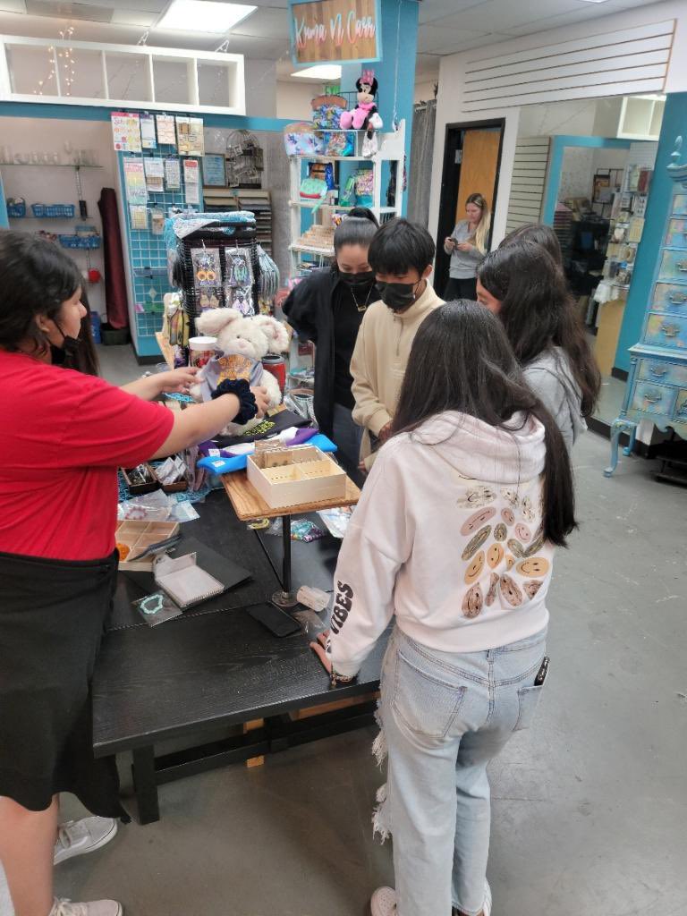 Sarah Hillard tweet media