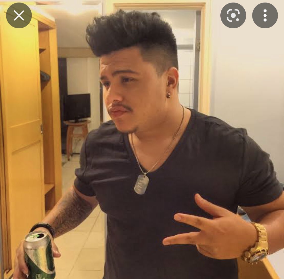 kaique_oss's tweet photo. Te vi no filme hoje fiquei emocionado com tua carreira no cinema @miticojovem https://t.co/NrhxES4EaX