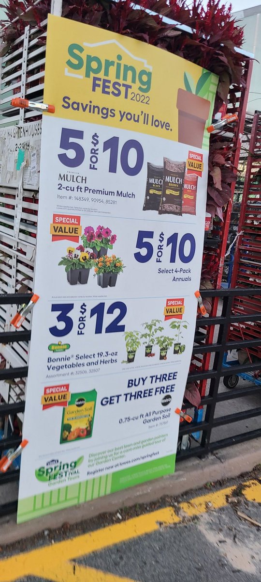 joshtgardner's tweet image. 3 trips to @Lowes this evening for the 1st day of #SpringFest2022 -- much obliged for the continuation of 5 for $10 mulch! Doesn&apos;t this #TraditionUnlikeAnyOther normally occur before both @MLB #OpeningDay &amp;amp; #TheMasters??