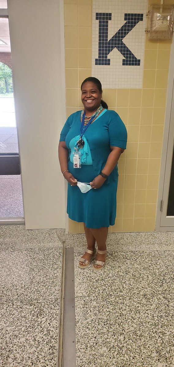 KMSAVID's tweet photo. Celebrating National Assistant Principal Week with our C. E. King Middle School AP's! The AVID Team truly appreciates you. @KMS_Panthers @MisshunnaD @MrsMCrowder @JorgeNavarroESL @TheLandrover @Sampson_Panther https://t.co/XaxhmbMZib