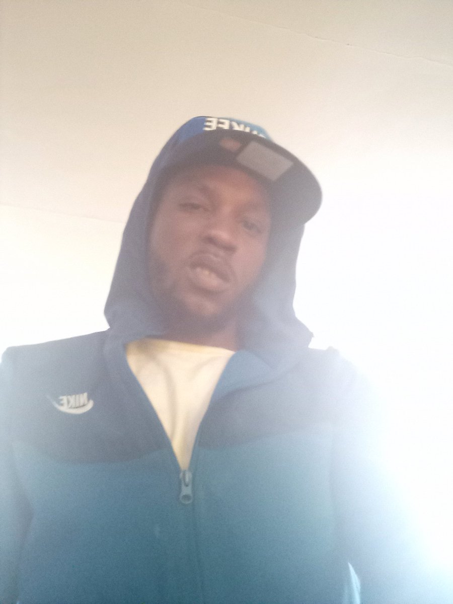 BlueboyDa tweet picture