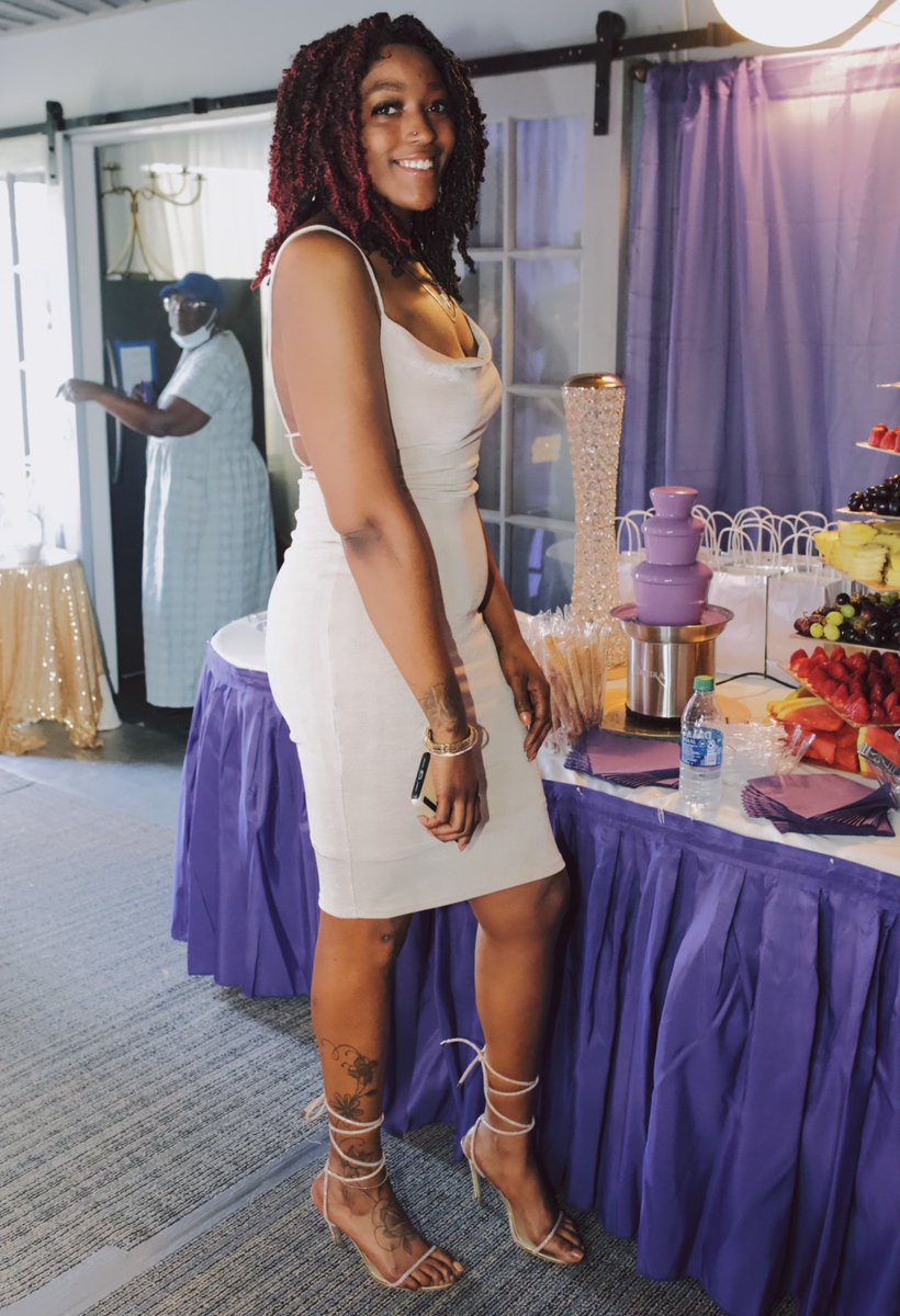 Ms. TwytterFingers✨ tweet media