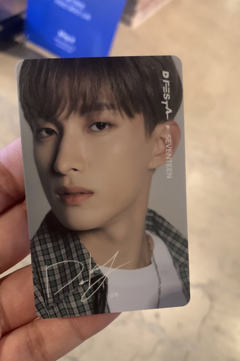 cheollie_cherry's tweet photo. My friend got dokyeom >< https://t.co/3i4XnOvM4I