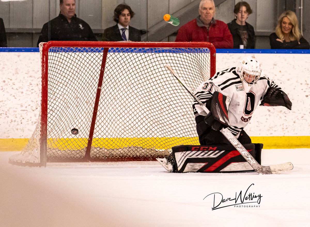 Dave__Watling's tweet photo. In one of the most intense games of the tournament, @NS_U18AAA's Kobe Mason scores the winning goal with 5 minutes left, and go on to a 3-1 win over the @OHAEdmonton in the last @MacsTournament game of the day. 
#MacsTournament
#TheMacsIsBack
@CSSHL
@circlekcan
@CircleKStores https://t.co/9xysAMdQgg