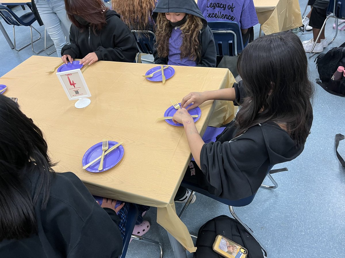 MrsJakubowski3's tweet photo. Practicing some etiquette with the Ladies this week. They really enjoyed it—even before we put food on the plates. Every meeting they remind me why I wanted to bring this club back. @CatonsvilleMS #bonds #LegacyofExcellence #achievecreatetransform https://t.co/vr9zGVzpmV