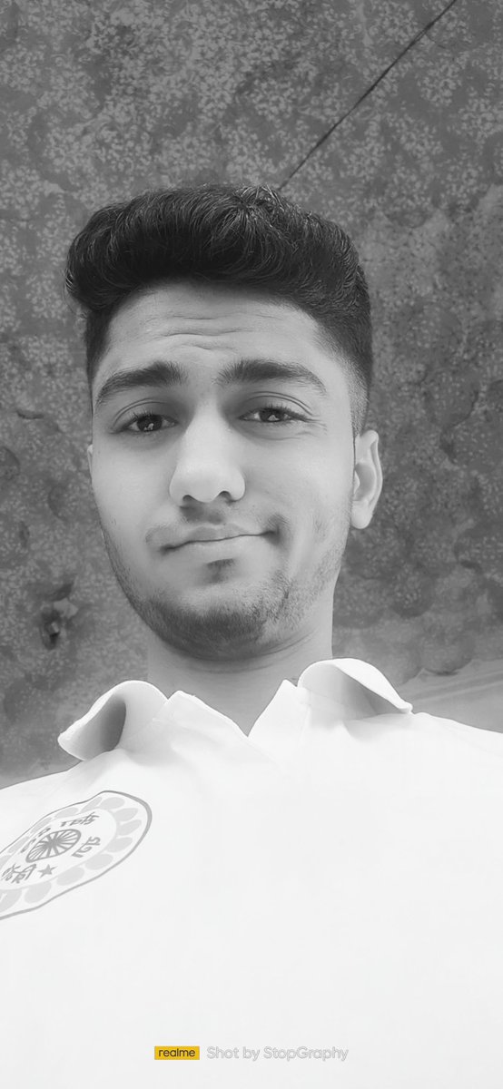 YogeshModi_'s tweet photo. એકાંતને ઓગાળી તેમાં વ્યસ્ત રહું છું,
માણસ છુ મૂંઝાઉ છુ છતાંય મસ્ત રહું છું.
#FocusOnYourSelf
@StopGraphy https://t.co/LOHfyMLudS