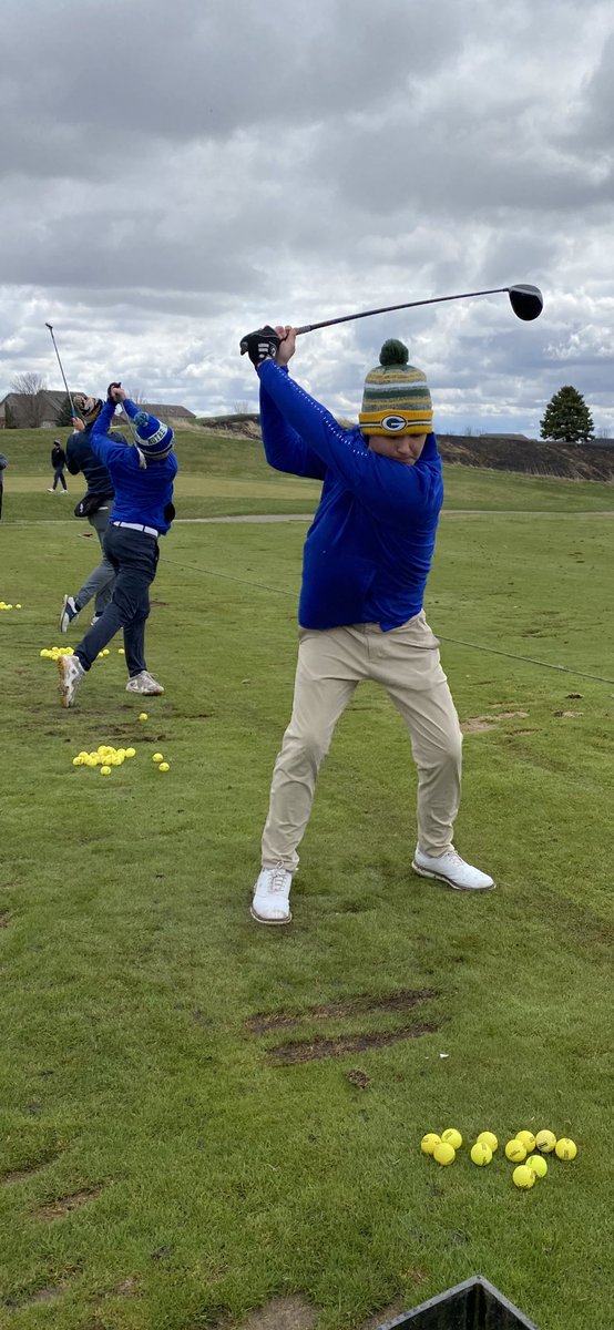 Headed five hours south today to play our first event of the season. Congrats to Ethan, Bennett, and Thomas on playing their first high school meets and making their varsity debuts.