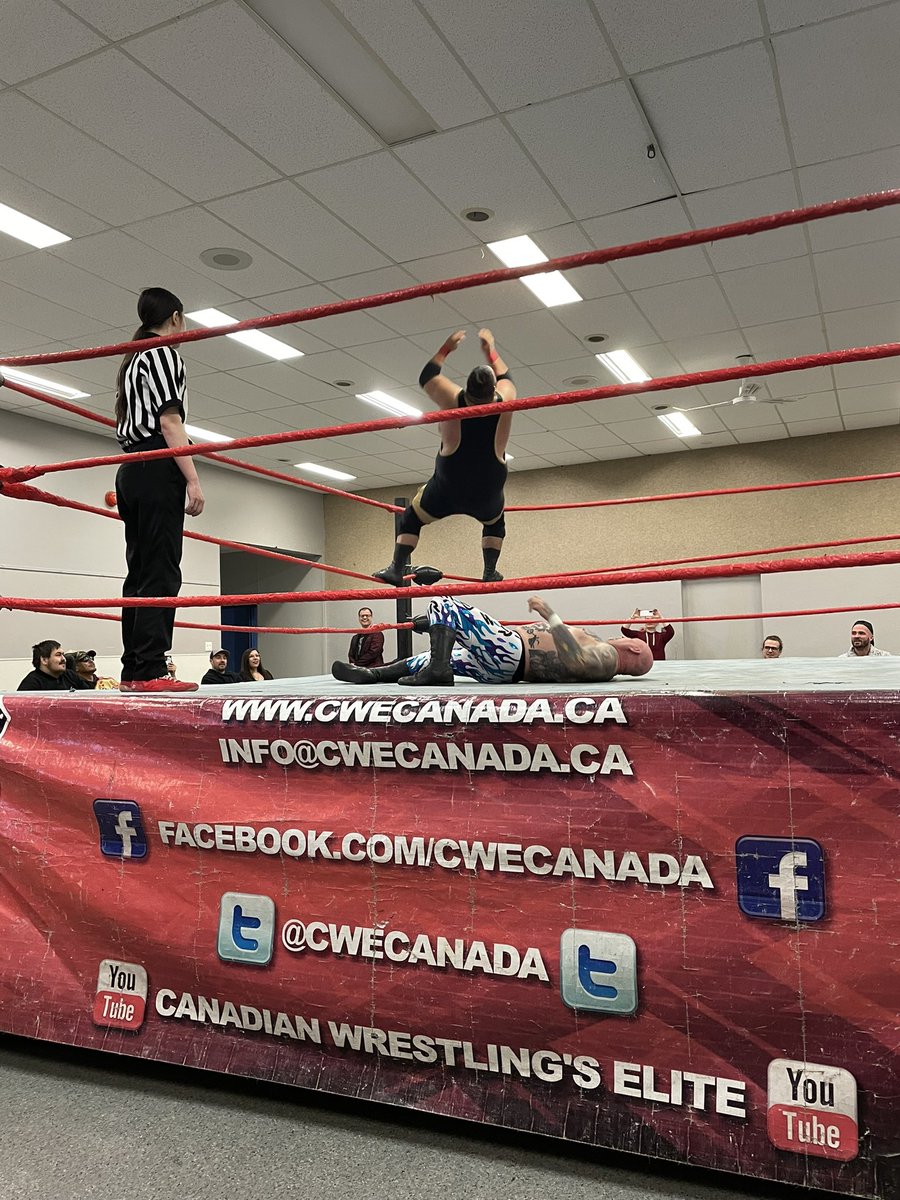 RWild_15's tweet photo. Thank you @CWECanada @CWEliteCanada for great night of wrestling. Very entertaining great job by all the wrestlers. Never thought I would of seen @KevinODoyle1 attack @CrusherAj Possible face turn for AJ hmmm #Mentallo vs @shaunmartens awesome main event. https://t.co/tQbYKCMWJ1