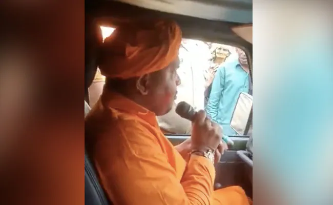 ndtv's tweet photo. On Camera, Hatemonger's Rape Threat To Muslim Women In UP Amid Cheers https://t.co/2IDGboiBTw https://t.co/raNE3lECtn