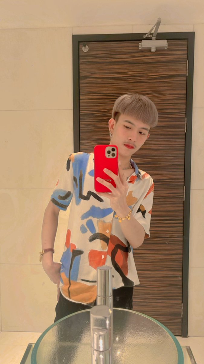 chnphas1's tweet photo. วันสบายๆ เเต่หิว….. https://t.co/tlL4Vbwbks