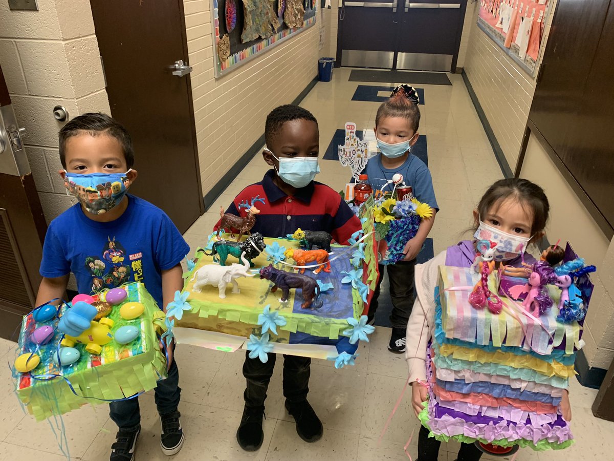 KentonineC's tweet photo. So much fun and laughter this week!#WOYC22 @NISD_ECE @NISDGlenoaks https://t.co/P2DjkhWI9c