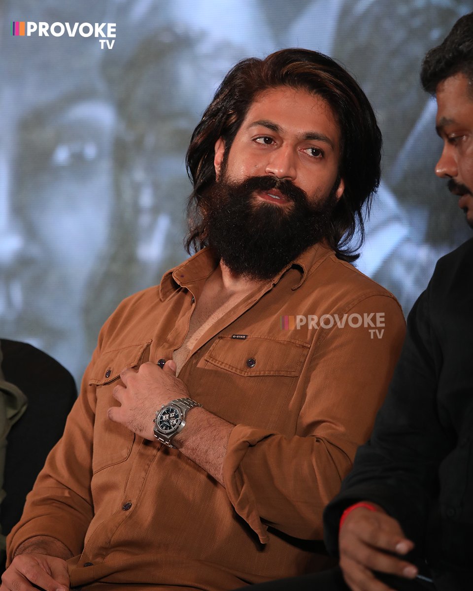 Provoke_TV's tweet photo. Rocky Bhai In #KGFChapter2PressMeet 🔥
@TheNameIsYash
#KGFChapter2 #KGF2onApr14 #KGF2Trailer #KGF2 #Yash #KGFFandom https://t.co/QroSEeQTki