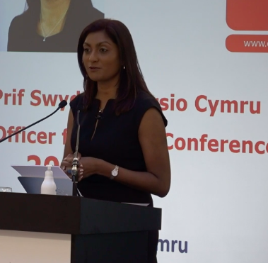 What matters to @suenaidoo73 after 30 years of nursing:
1. Teamwork is key, a collective vision.
2. Kindness is key for ourselves and patients
3. Honesty and integrity is the core of what we do
Calling things as she sees it with respect 
Her leadership values 
 #CNOCymru