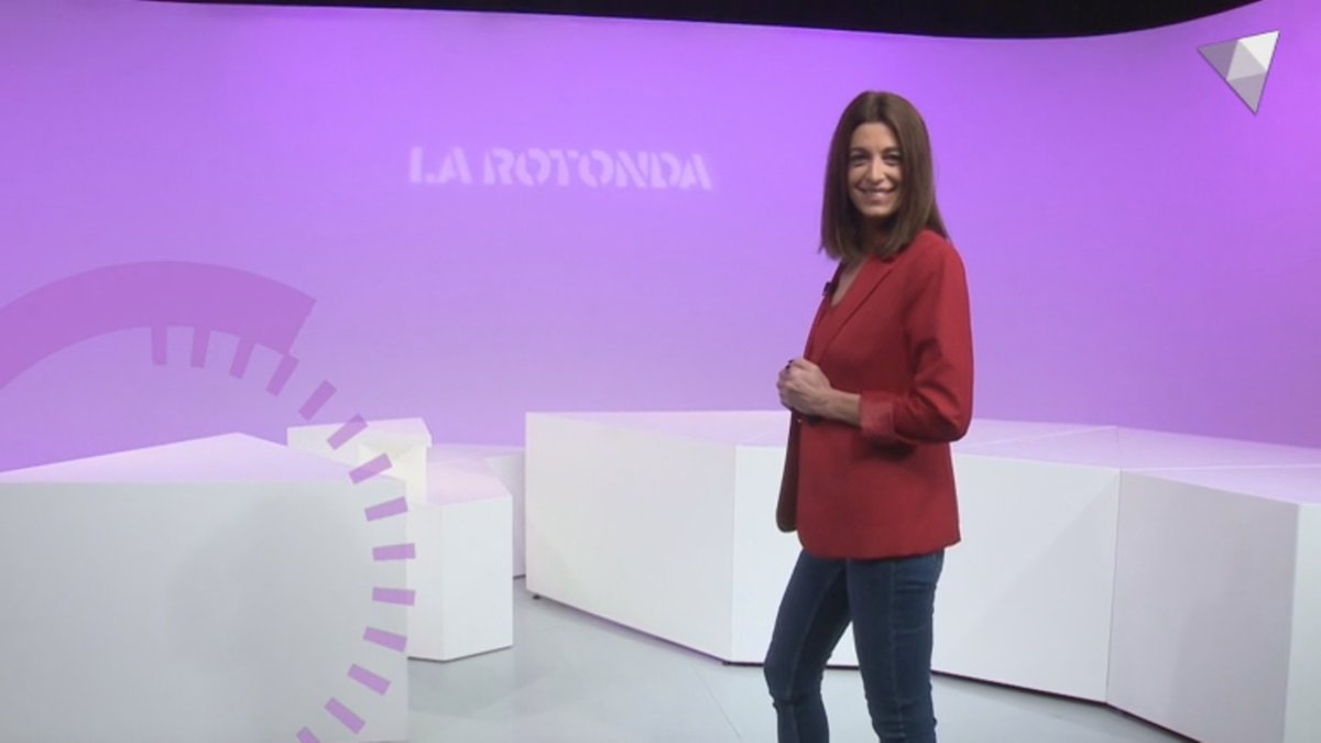 rtvandorra's tweet photo. 📢Aquest divendres a #LaRotonda⬇️
👉#Dona i #emprenedoria, amb la directora d'@AndorraBusiness, @hidalgj2, i @Claudia_CCD (@ada_andorra).
👉També rebrem l'escriptor @josepdalleres, que ens  parlarà del seu darrer llibre "Pell, tot és pell".

📌14.15h ATV i https://t.co/klszZHxKGR https://t.co/yo5evcFH4t