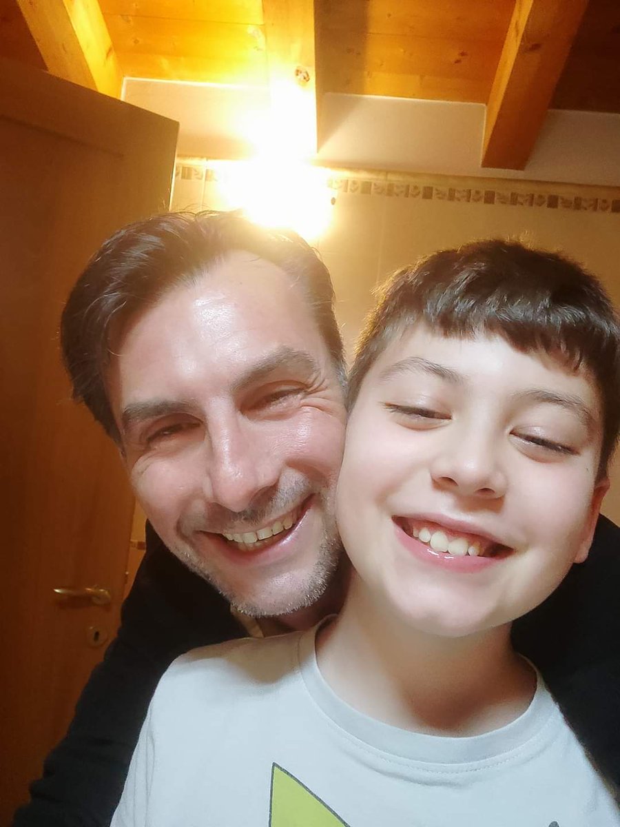 Giapi72's tweet photo. È che ci divertiamo troppo...❤️
#BuongiornoATutti
#08Apr2022 https://t.co/zG8UcLml7C