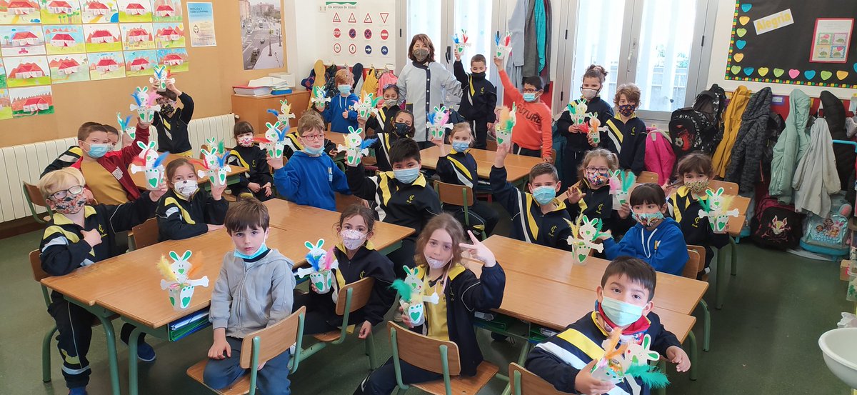 joanpacn's tweet photo. Tot el Cicle Inicial @immaculadahorta us volem desitjar una Bona Pasqua!!! https://t.co/fWV5ZaCYb2