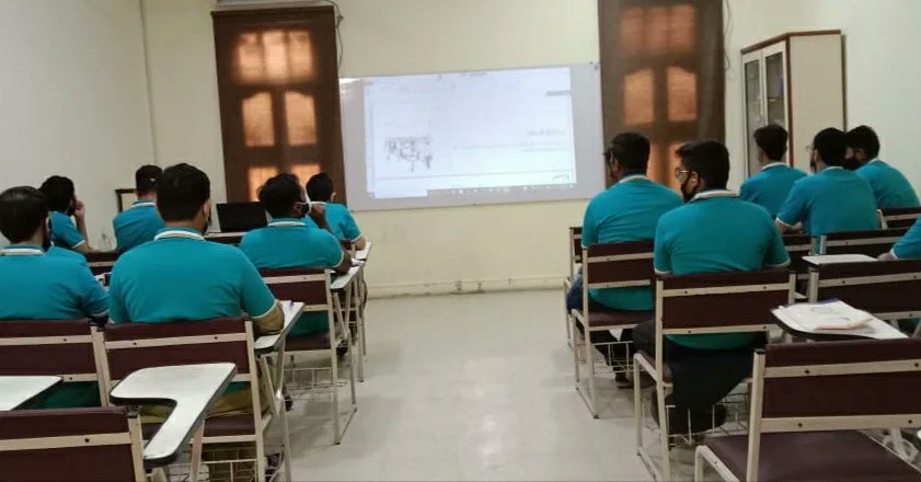 TAFFoundation1's tweet photo. Glimpses from theory classes of the Customer Service &amp; Retail Sales course at TAFF-VTI Numaish Campus. The course equips the trainees with theoretical knowledge, hands-on skills &amp; the right attitude to become productive, professional resources for businesses and organizations. https://t.co/xlosV0CLhn