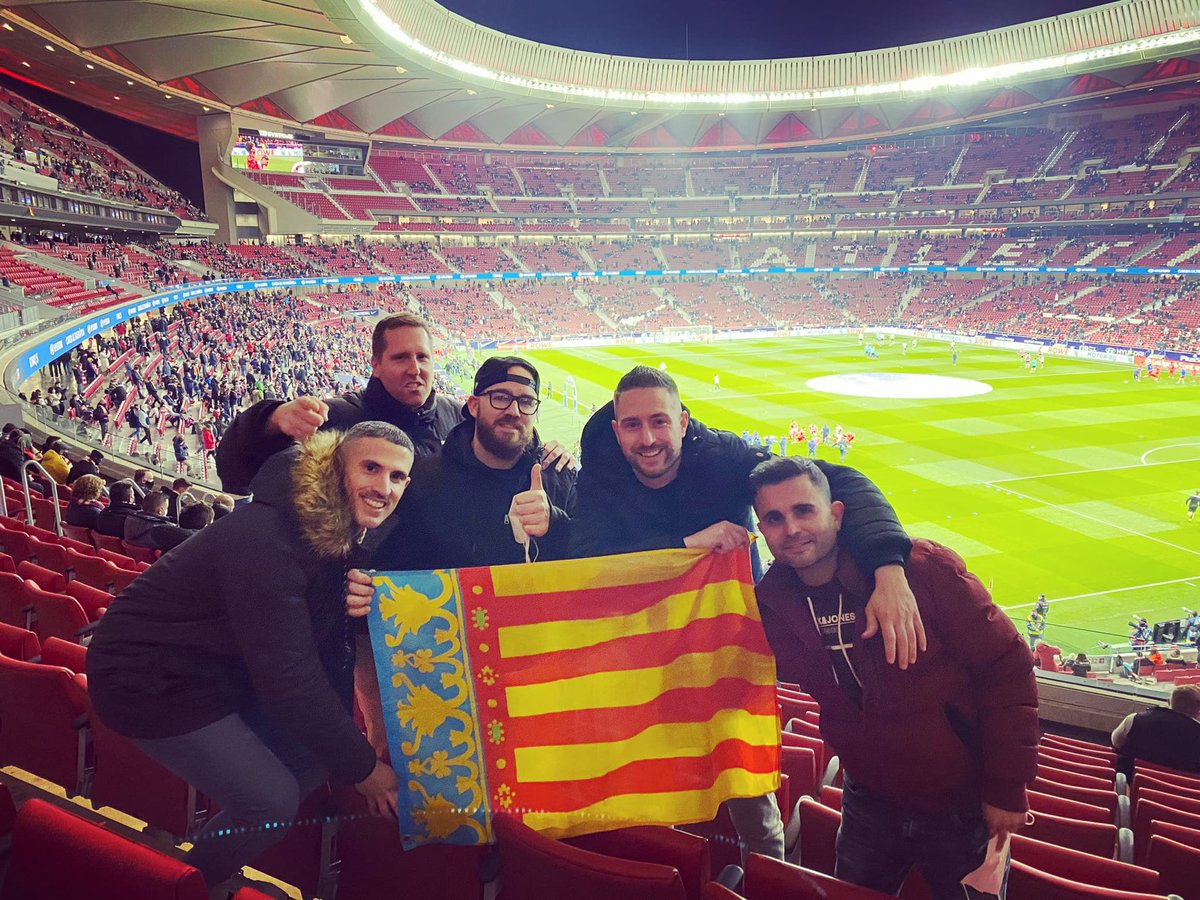 Hace 2 semanas no podia ir a Sevilla...
Ya tenemos entrada,hotel y todas las ganas del mundo!!
A per la copa! Amunt <a href="/valenciacf/">Valencia CF</a> !!
❤️🦇❤️