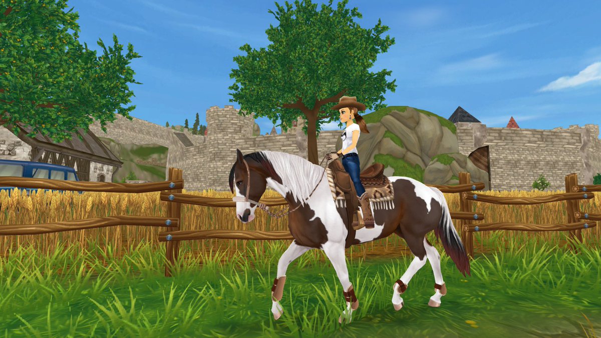 Daphne Silverforest tweet media