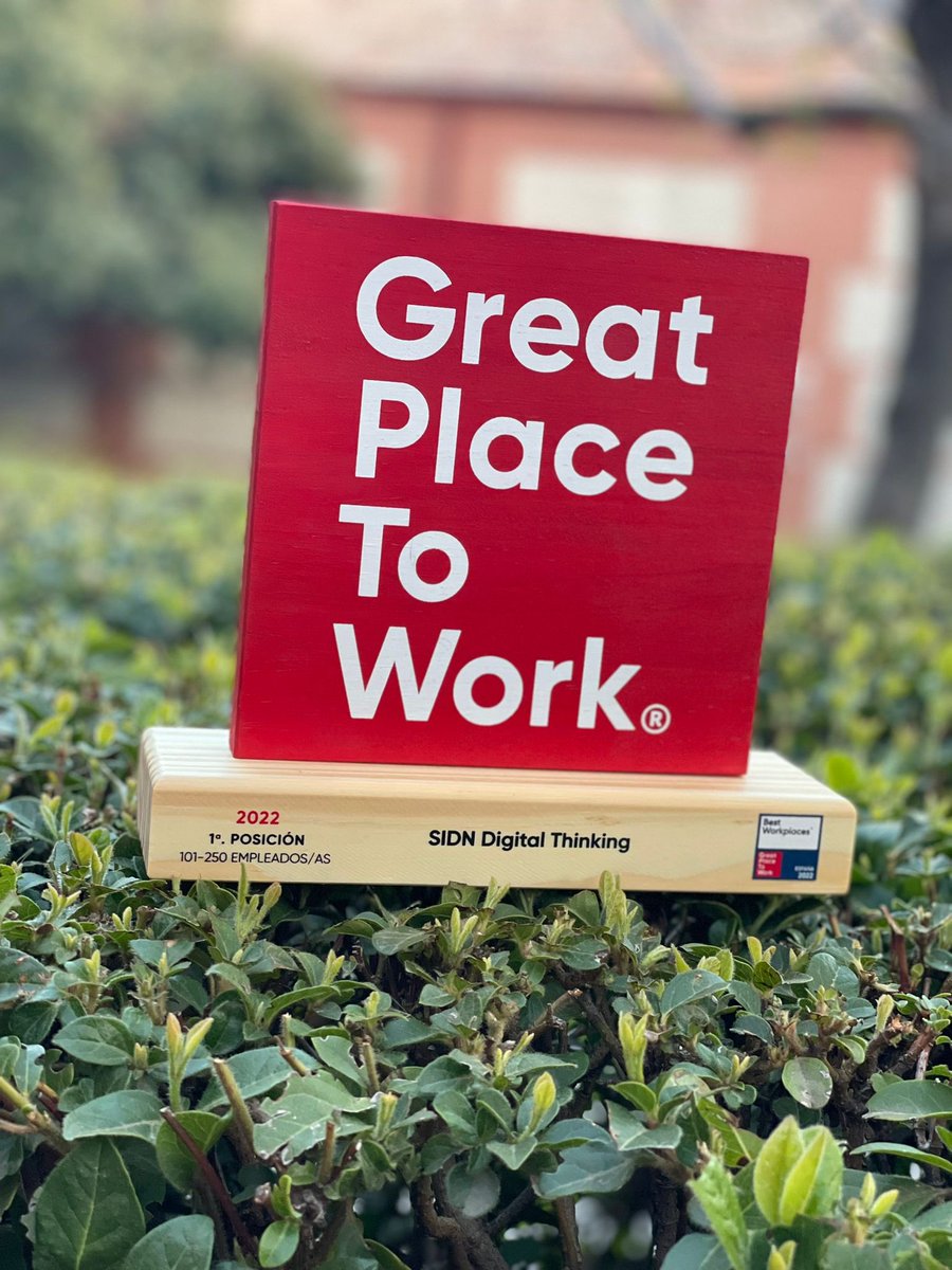PacoCuenca's tweet photo. La mejor empresa para trabajar de España, la tenemos en #Granada, @SIDN_es 
Y no me extraña 😊

👉🏻 https://t.co/tQc6TXbpw2 https://t.co/FJIRNxnIQL