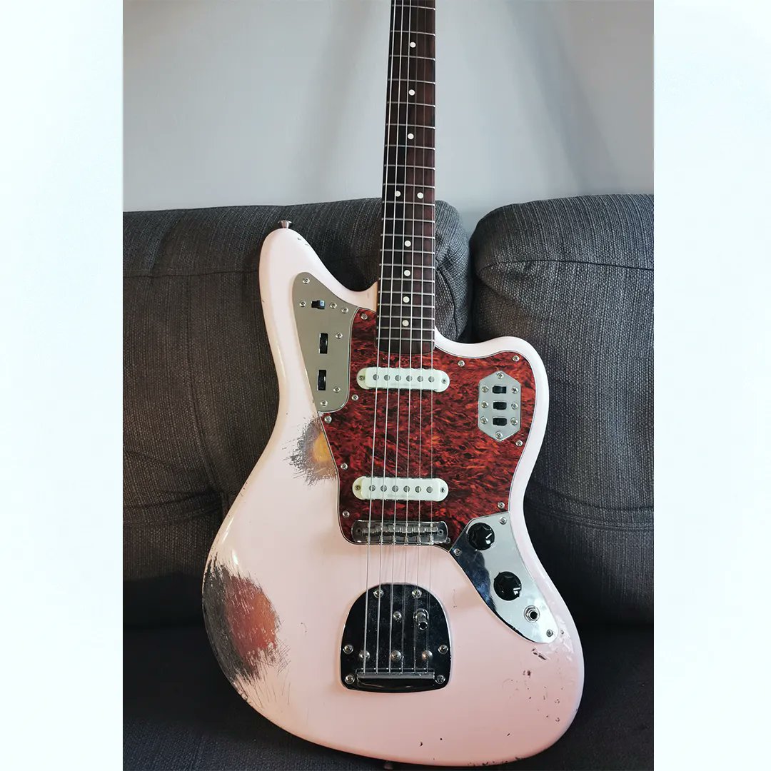 blncsphr's tweet photo. The Jag. My all time favourite Fender 🎸 
#Fender #jaguar #fenderguitars #offsetguitars #shoegaze #indiemusic #guitarmusic #gibson #gibsonguitars #ambient https://t.co/6Rf9oNI4au
