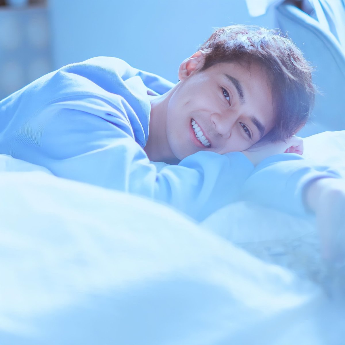 รูปยิ่งชัด ยิ่งหล่อ

youtu.be/NSfcg-luNUg

#น้อยแต่มาก_DANxYinWar
#น้อยแต่มาก_DayBed
#DANOfficial
#DANDiHome