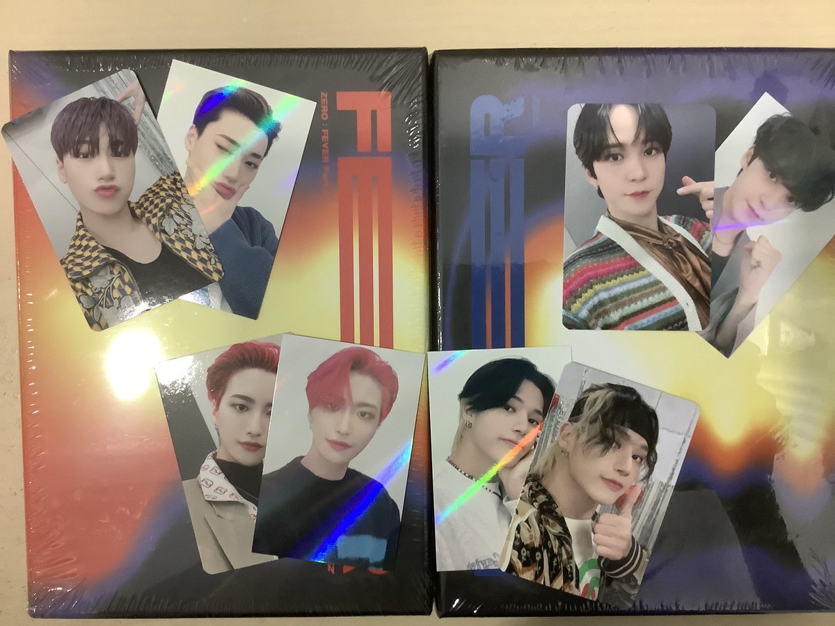 Bt28naka's tweet photo. พร้อมส่ง บั้มเต็ม ไม่แกะ fever pt.2 เลือกเวอร์ได้ ❤️/💙
พร้อมการ์ด makerstar 3 (เมมละ2ใบ)
✅ยุนโฮ  ฮงจุง ยอซัง จงโฮ
690 ค่าส่ง50  สนใจเดมเลยค่า #ตลาดนัดเอทีซ #ตลาดนัดateez #ตลาดนัดatiny #ตลาดนัดเอถิณี https://t.co/yQ0sgby0r5