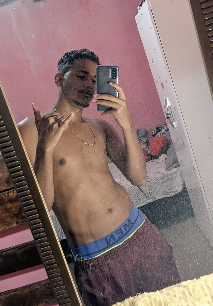 Wiill_Oficial's tweet photo. Espelho sujo do crlh 🫣🤙🏽
#tt #BBB22 #kkkk https://t.co/X3KRJFOwr5