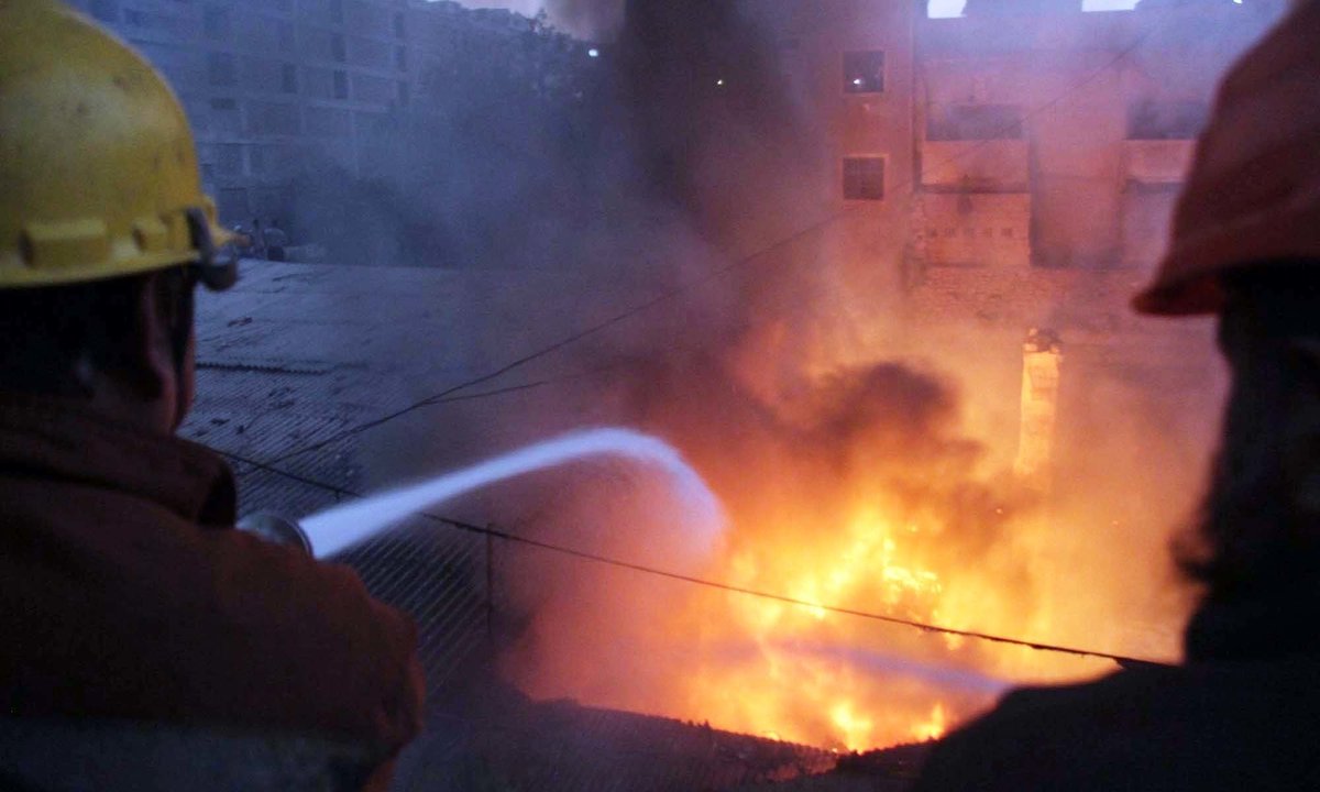 Waqtnewstv's tweet image. ایکسپورٹ پروسیسنگ زون میں آتشزدگی، کروڑوں کا سامان خاکستر
waqtnews.tv/08-Apr-2022/15…
#Karachi #ExportProcessingZone #Fire #Rescue @SindhCMHouse @MuradAliShahPPP @PoliceMediaCell