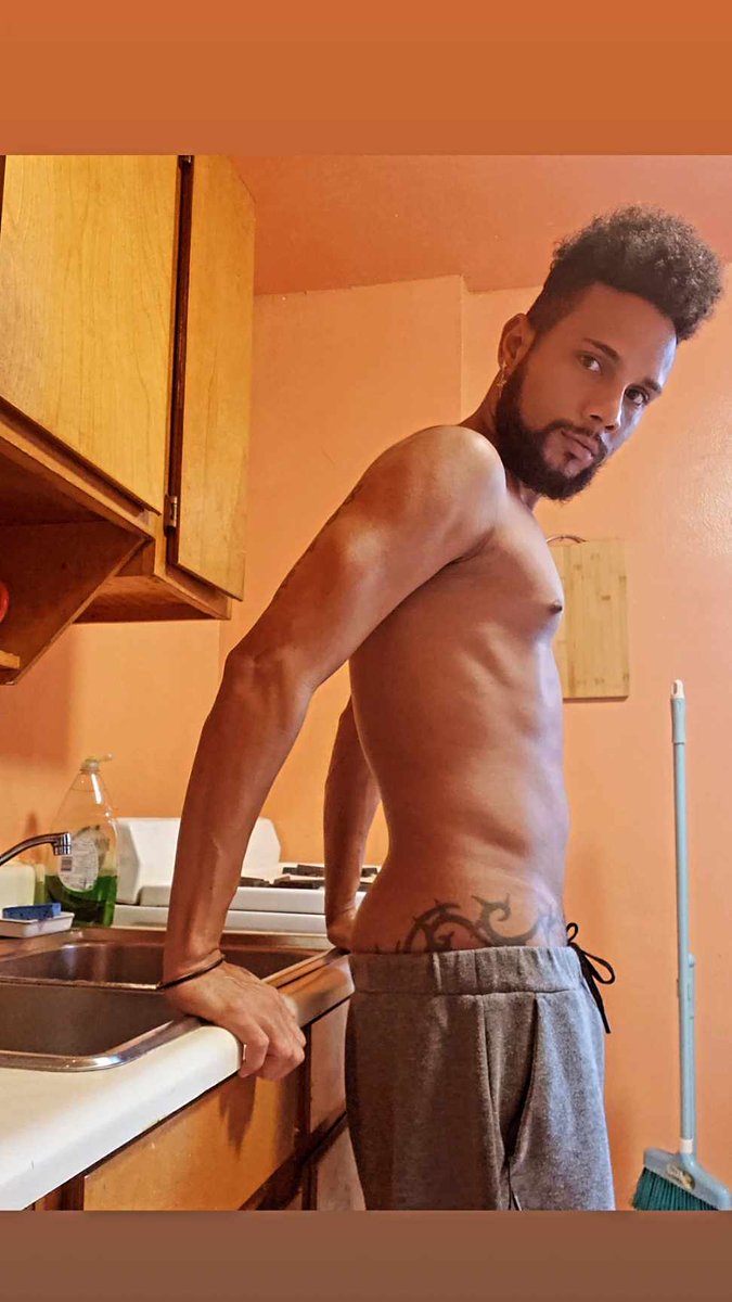 PaulAnthonyCha7's tweet photo. Living in my sexy 🏳️‍🌈🔥
#hot #sexy  #men https://t.co/OganmKSRNW