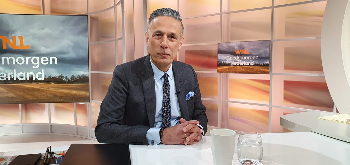 #GoedemorgenNederland! Te gast is parlementair journalist <a href="/SmitsMarieke/">Marieke Smits</a> over het debat gister over de mondkapjesdeal. Ook aangeschoven zijn locoburgemeester van Breda <a href="/boazadank/">Boaz Adank</a> over de opvang van vluchtelingen in Nederland en <a href="/RobertvandeRoer/">Robert van de Roer</a> over de Franse verkiezingen. #WNL