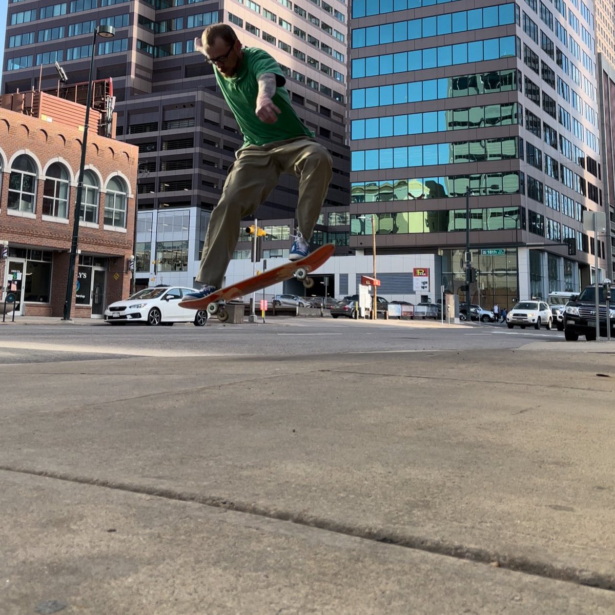 TravisSharp's tweet image. #skateboarding #photography #downtown