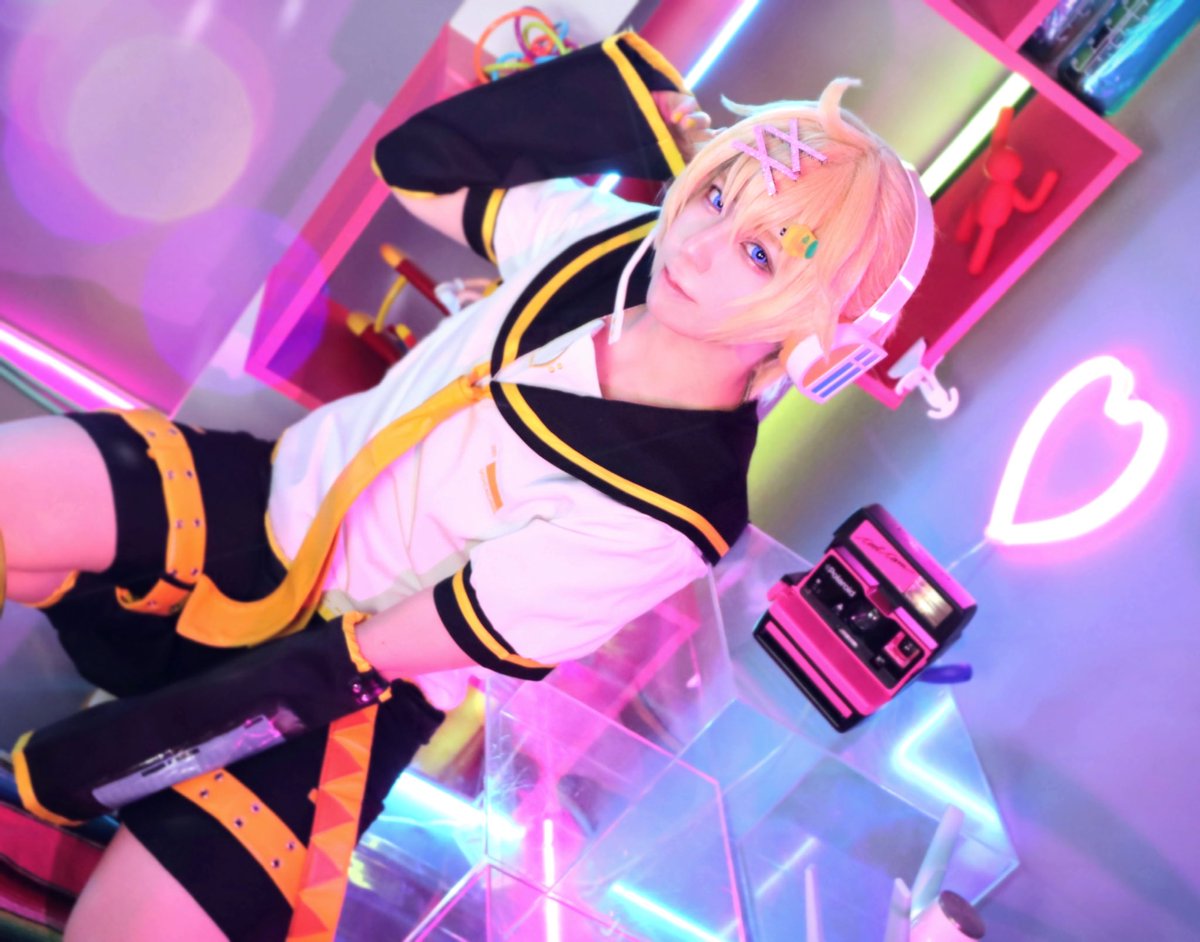 ごまだる tweet media