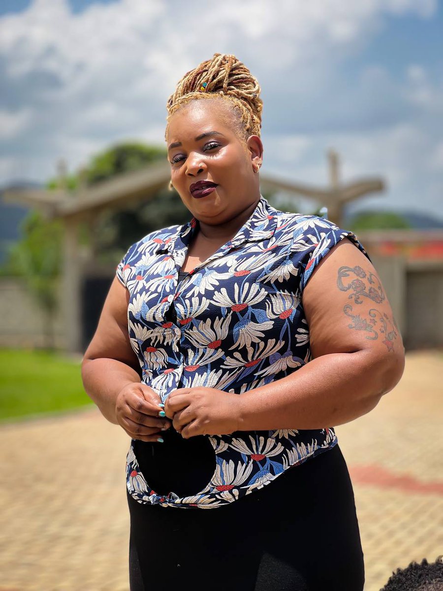 JackieKizito's tweet photo. You are stronger than you think. You have gotten through every bad day in your life, and you are undefeated. Good morning to y'all my #Jackiez plus mwami Njala @SimonKaggwaNjal ne mukulu @PatriqKanyomozi @monicammande @Fattah250
#SalaPuleesa #Nzija https://t.co/2pSJb78vVz