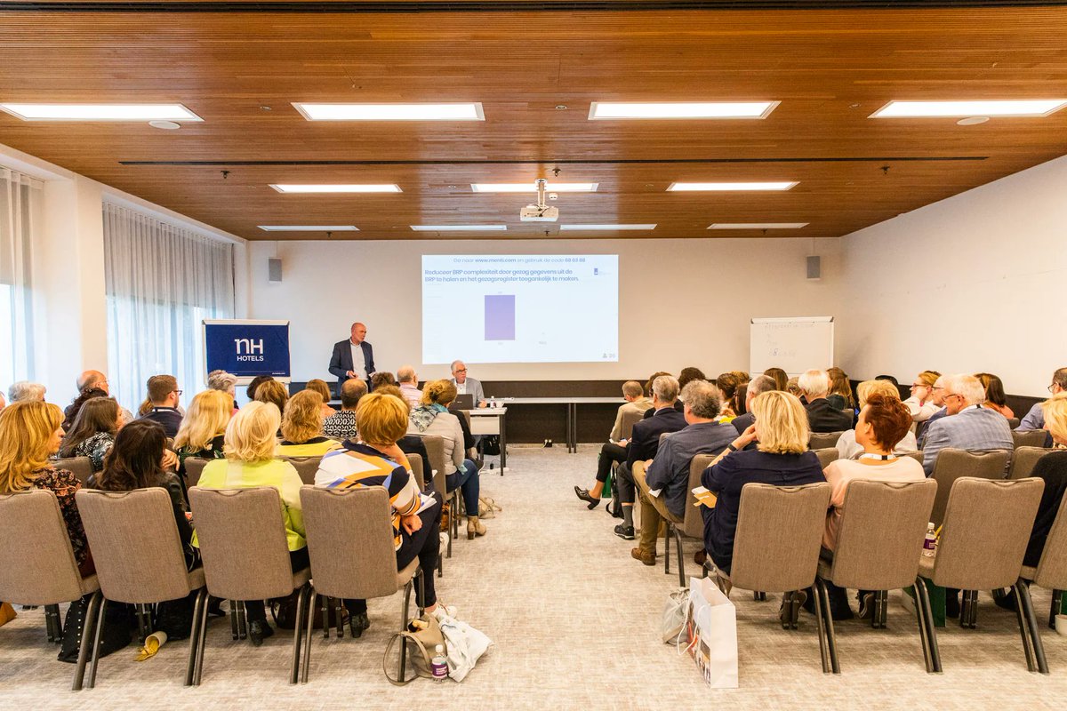 Er zijn nog een aantallen plekken vrij voor de nieuwe leidinggevenden bijeenkomst bij de gemeenten Velsen (3 mei) en Eijsden-Margraten (11 mei). Klik hier voor meer info. buff.ly/3t1gADj